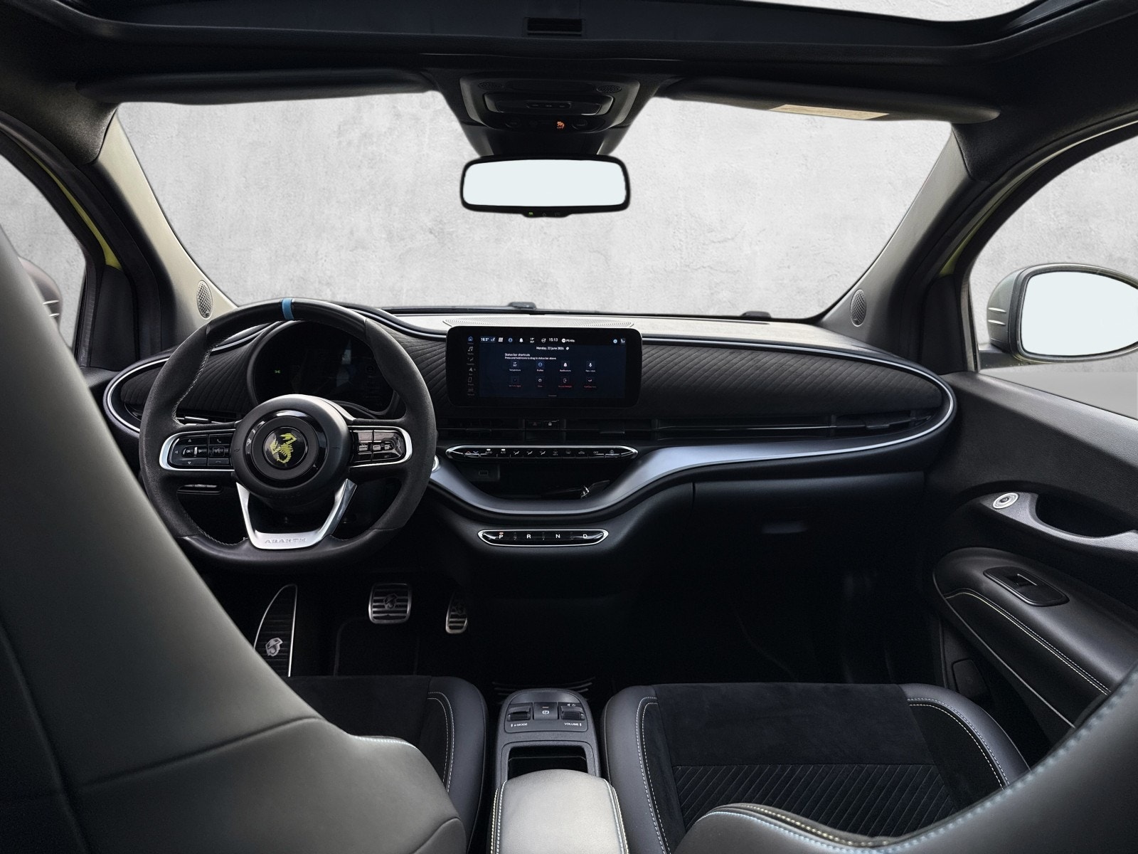 Abarth 500e, 155ps, 2024
