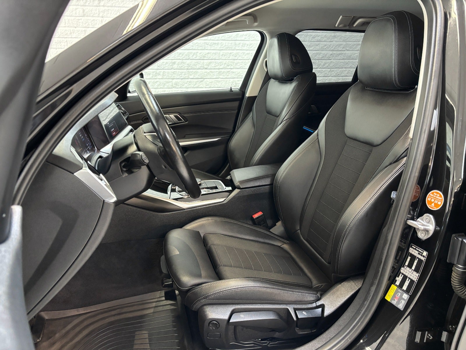 BMW 330e Touring Steptronic, 8-trinn, 292hk, 2022