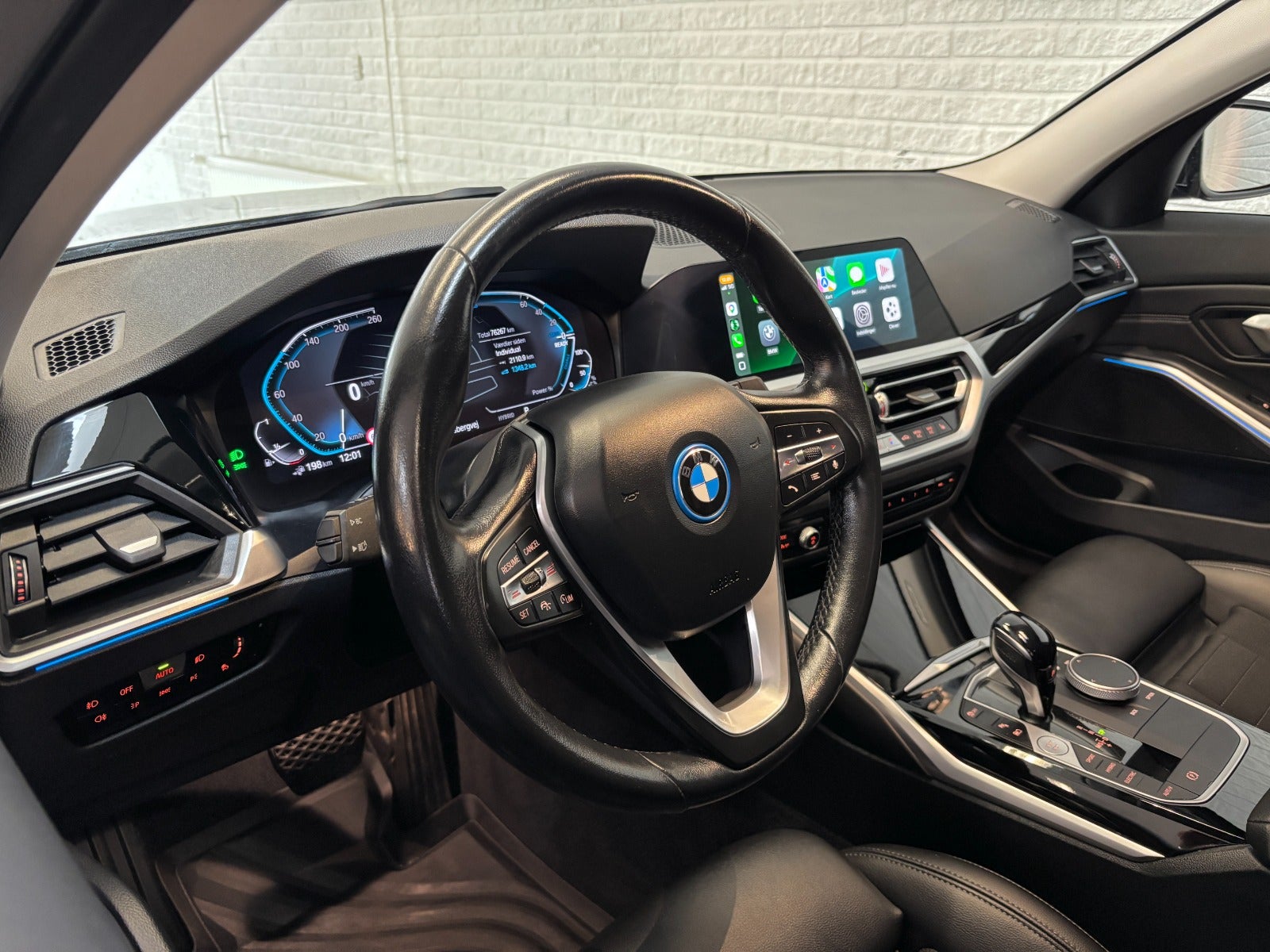 BMW 330e Touring Steptronic, 8-trinn, 292hk, 2022