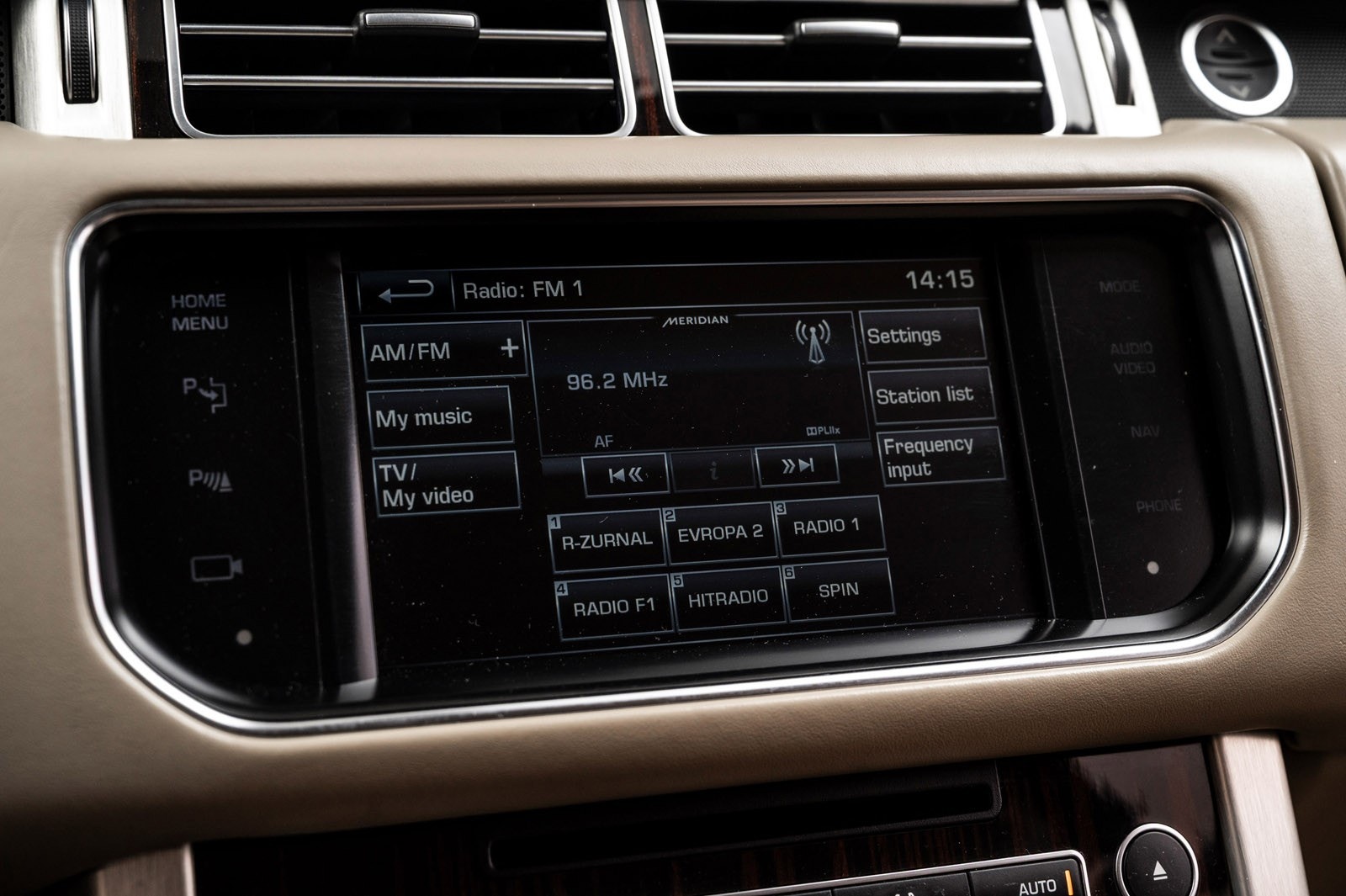 Land Rover Range Rover 4.4 SDV8 4WD Automatisk, 8-trinn, 340hk, 2014