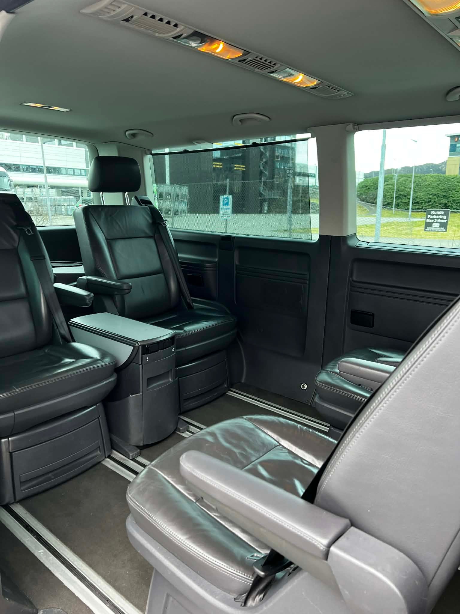 Volkswagen Multivan 2.0 TDI BMT DSG Sequential, 7-trins, 180ps, 2011