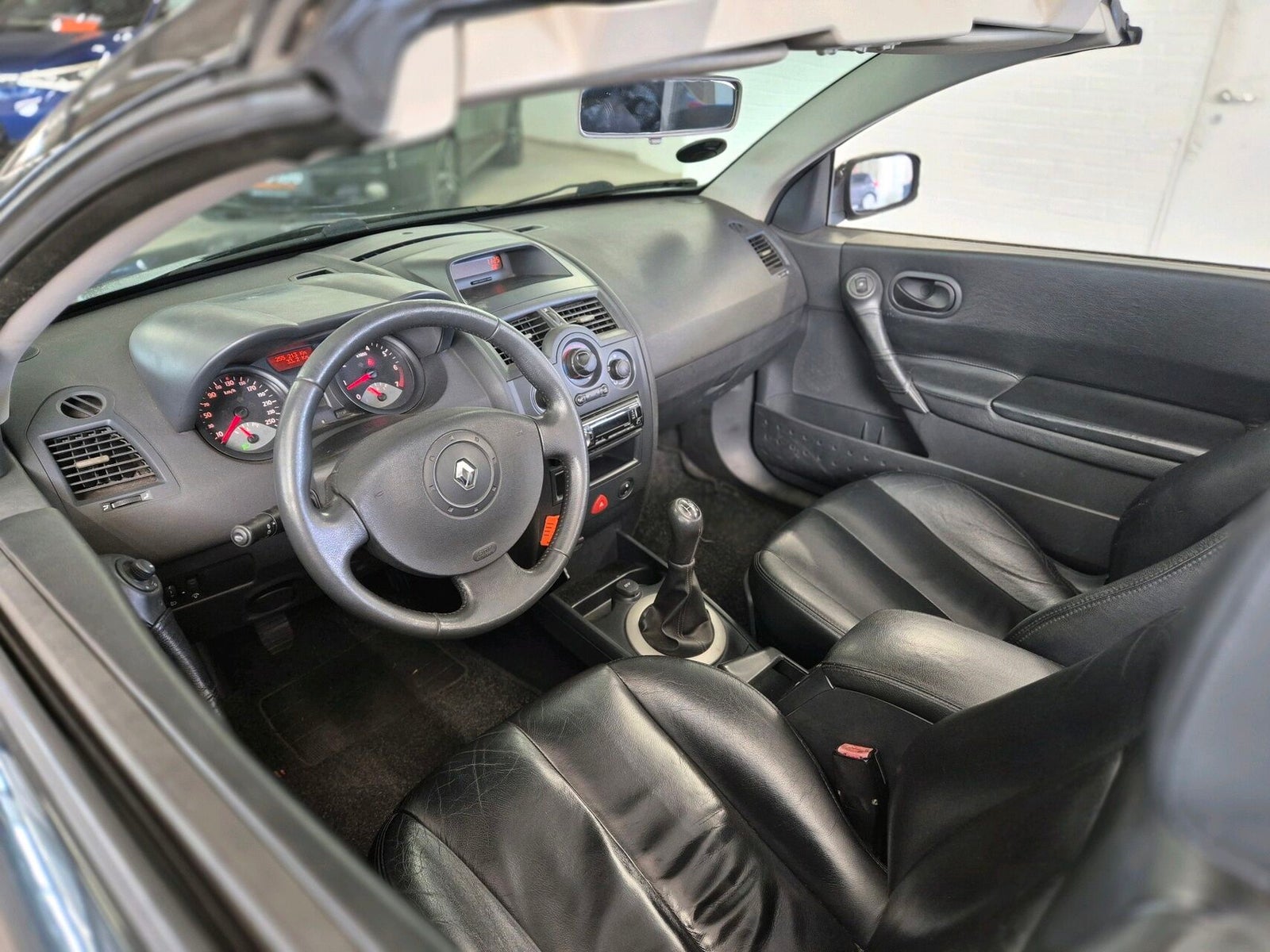 Renault Mégane Coupé-Cabriolet 1.6 Manual, 5-trins, 113ps, 2005