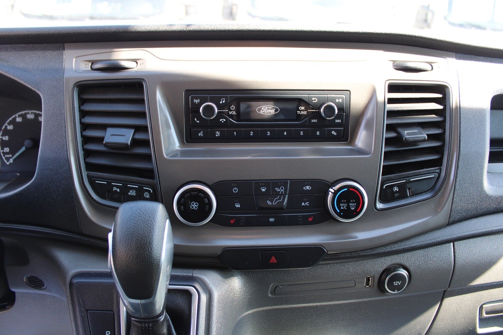 Ford Transit Custom 340 2.0 EcoBlue SelectShift, 6-trins, 170ps, 2019