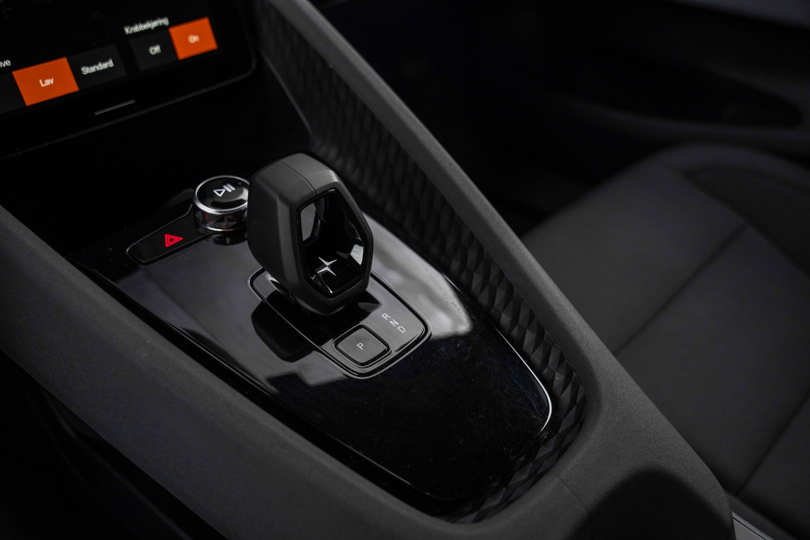 Polestar 2 Standard Range Single Motor, 231hp, 2023