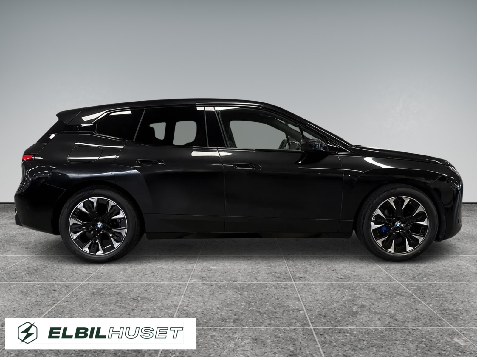 BMW iX xDrive60, 544hk, 2026