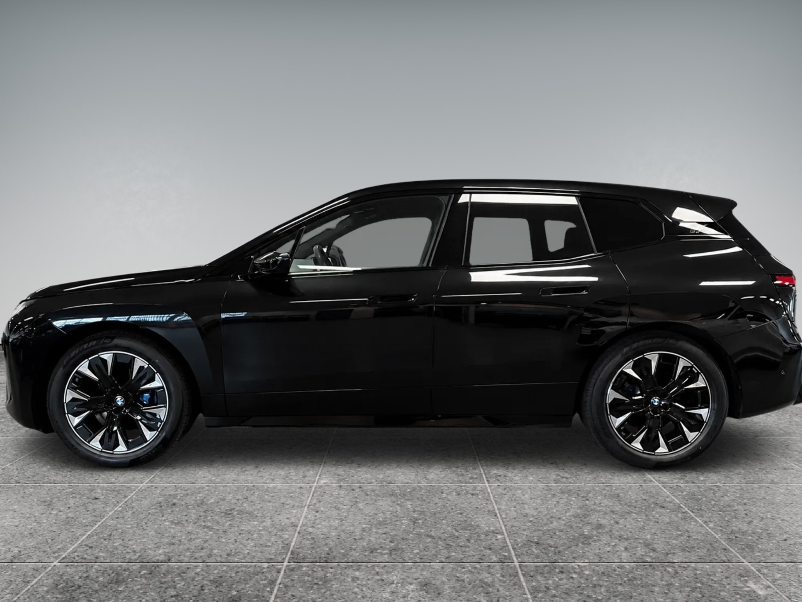 BMW iX xDrive60, 544hk, 2026
