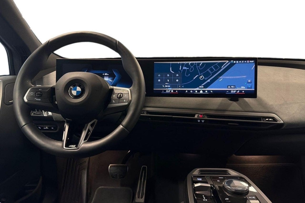 BMW iX xDrive60, 544hk, 2026