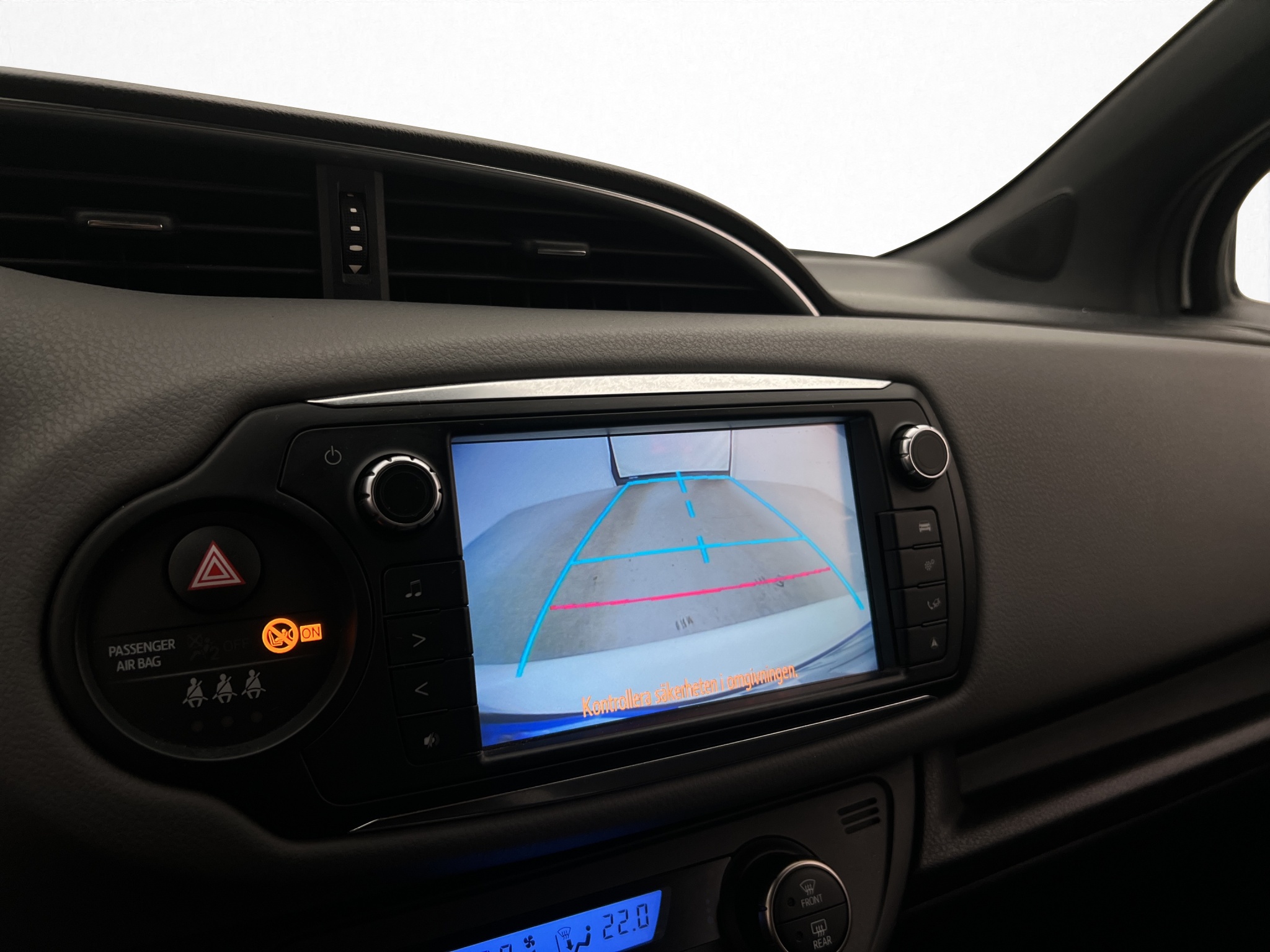 Toyota Yaris Hybrid e-CVT, 101hp, 2016
