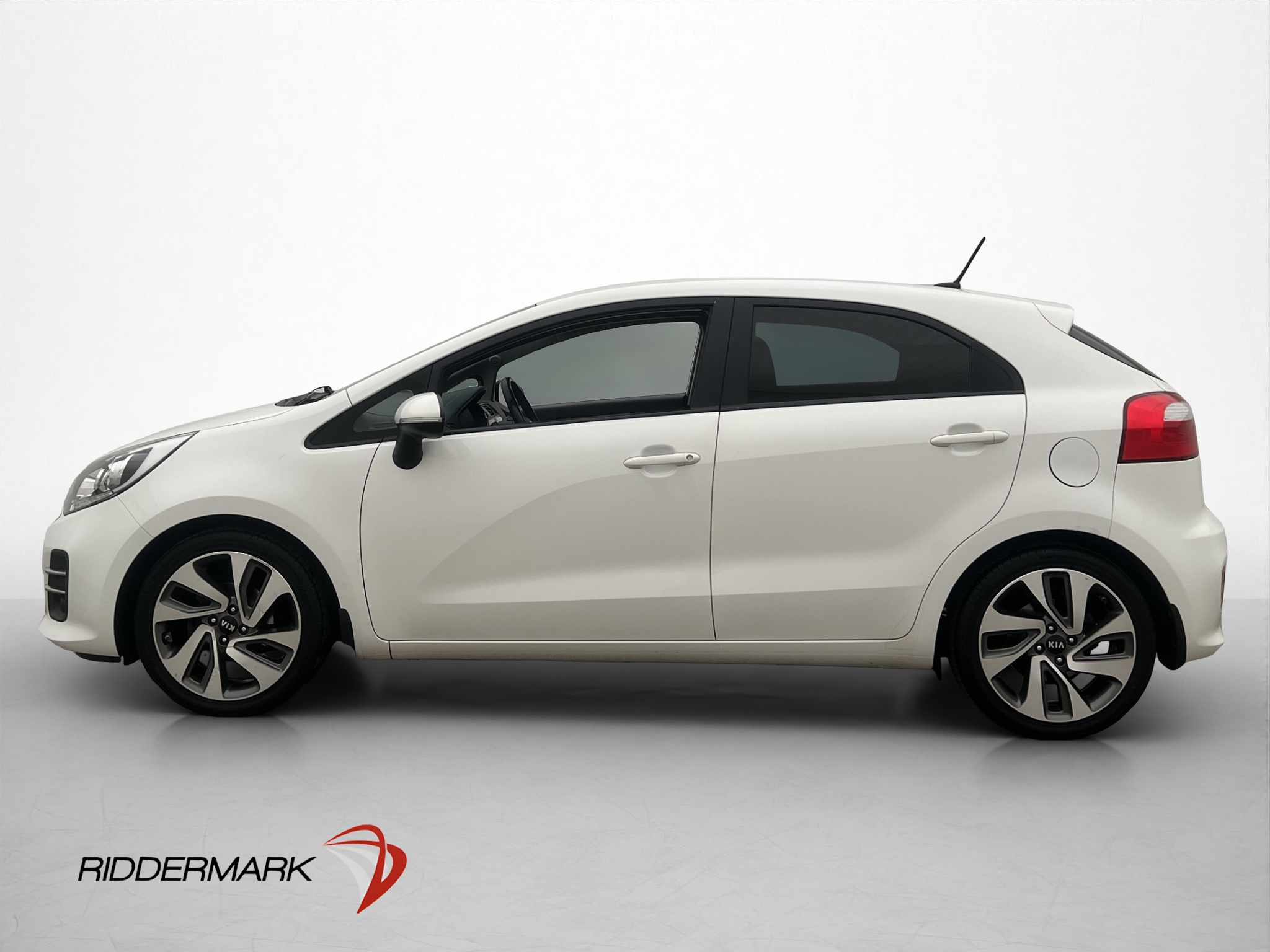Kia Rio 5-door 1.2 CVVT Manual, 5-trins, 84ps, 2016