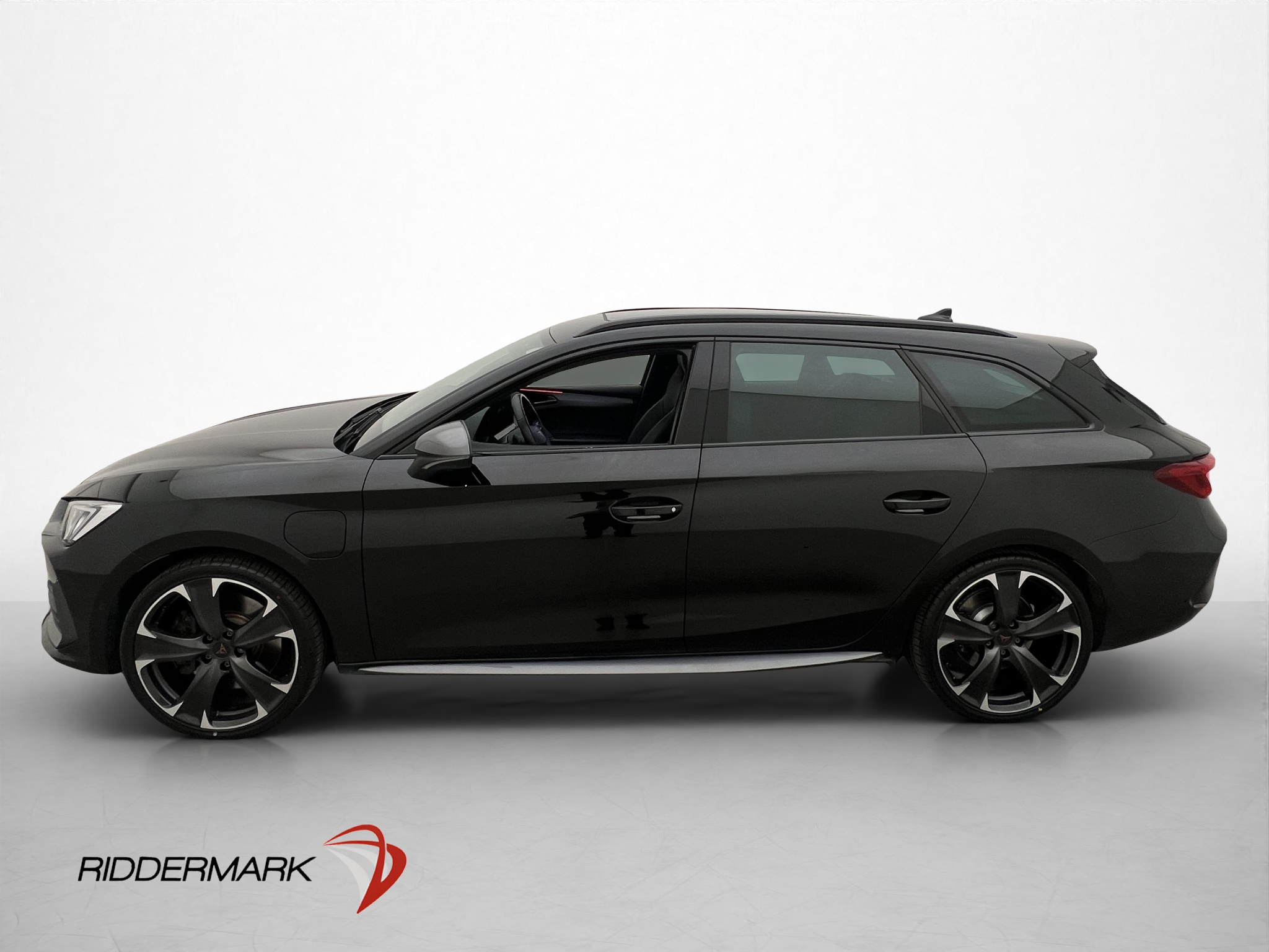 CUPRA Leon Sportstourer e-Hybrid DSG Sequential, 6-trins, 245ps, 2023