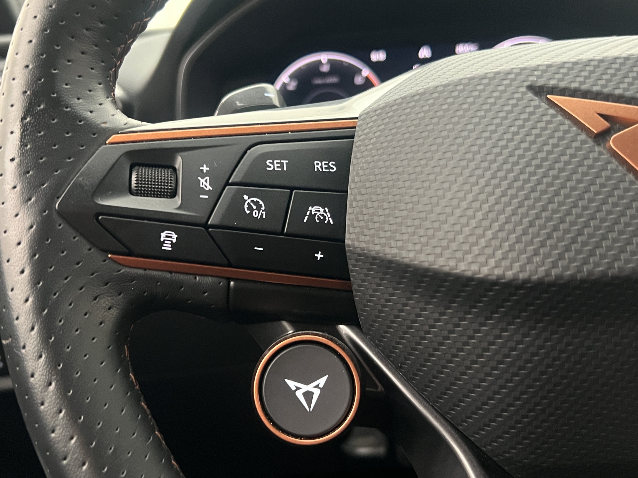 CUPRA Leon Sportstourer e-Hybrid DSG Sequential, 6-trins, 245ps, 2023