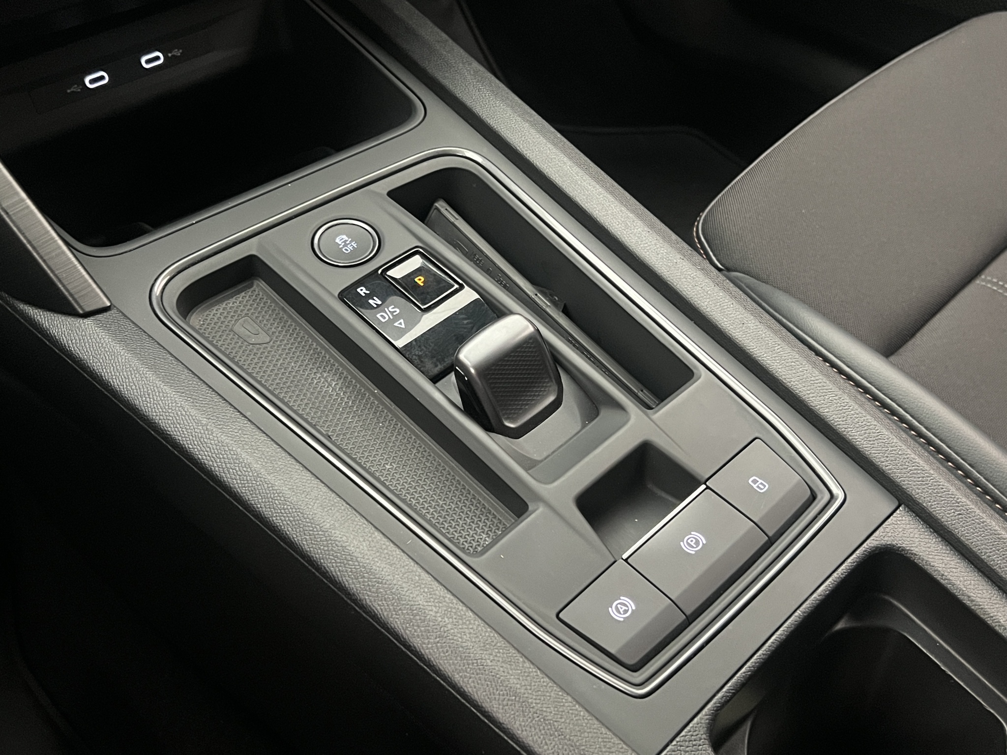 CUPRA Leon Sportstourer e-Hybrid DSG Sequential, 6-trins, 245ps, 2023