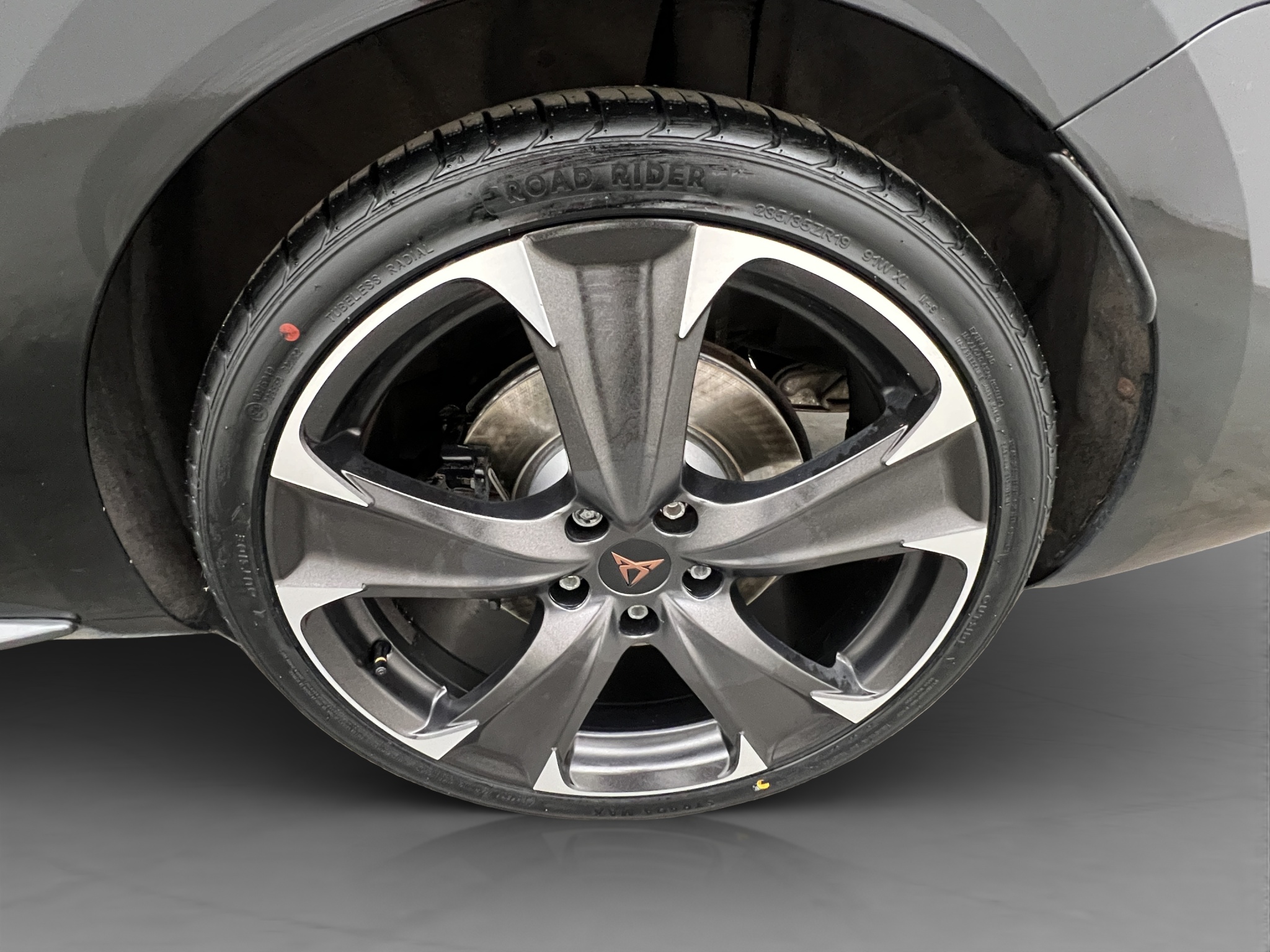 CUPRA Leon Sportstourer e-Hybrid DSG Sequential, 6-trins, 245ps, 2023