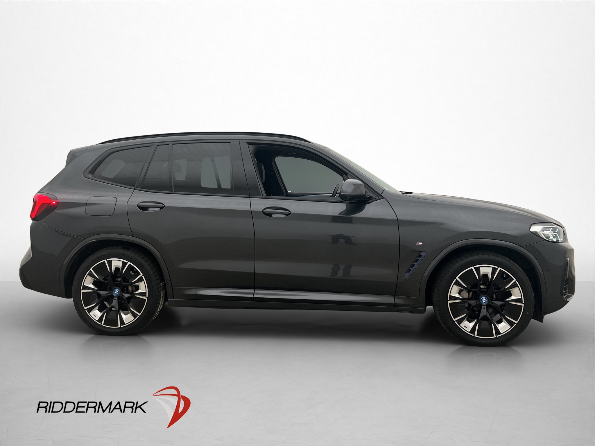 BMW iX3, 286hp, 2022