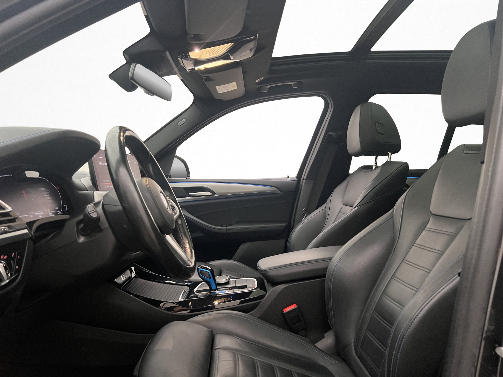 BMW iX3, 286hp, 2022