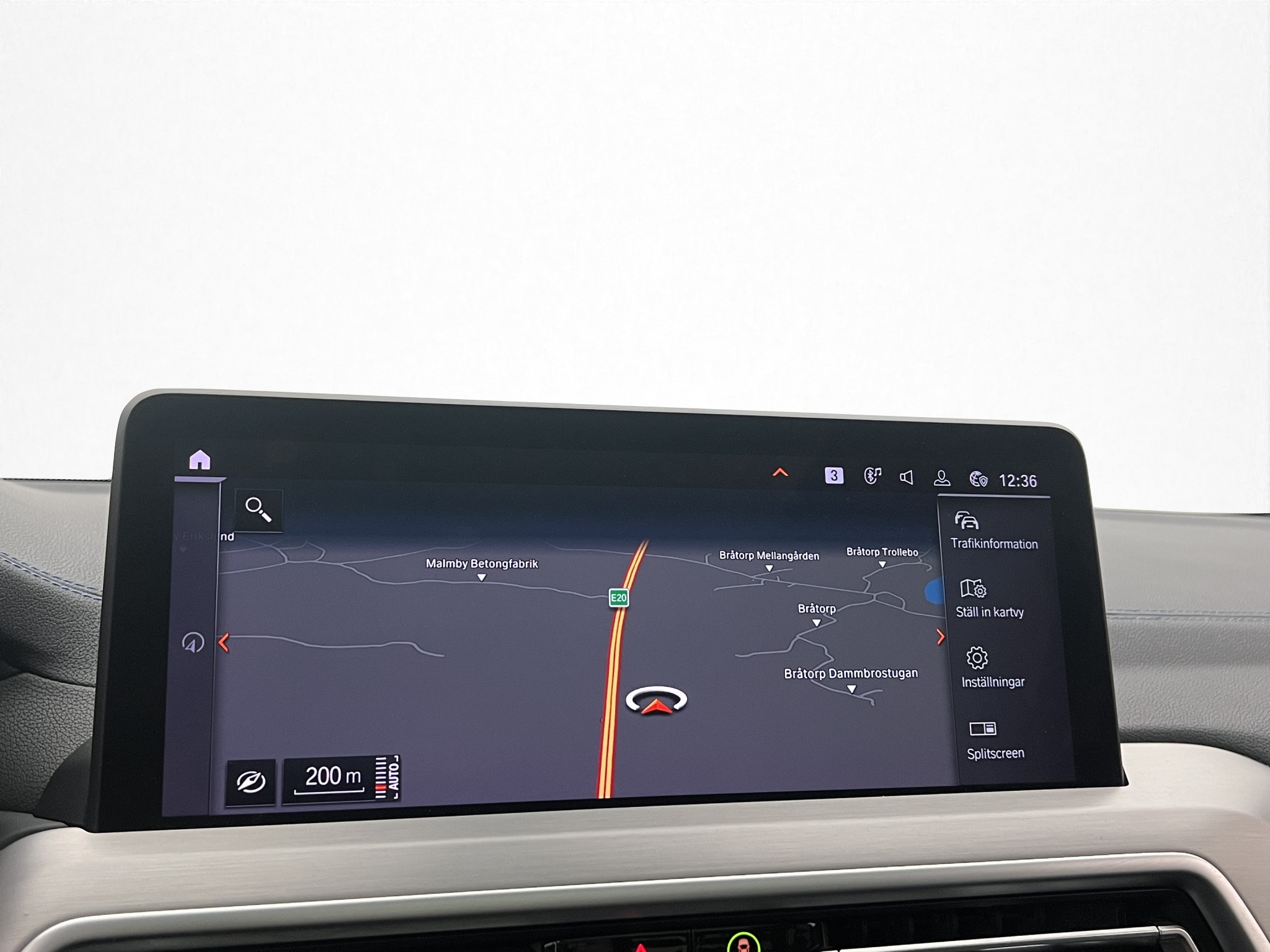 BMW iX3, 286hp, 2022