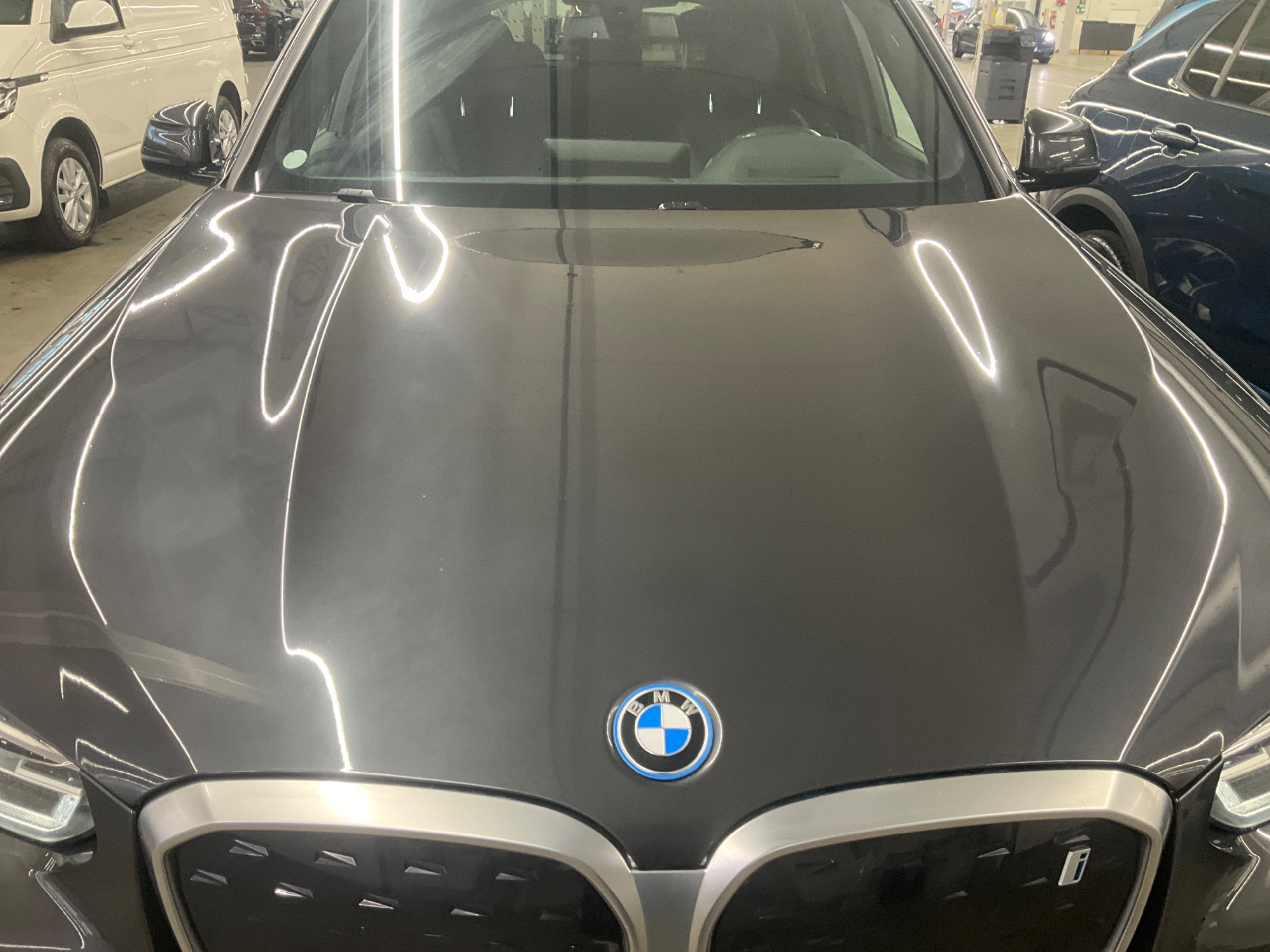 BMW iX3, 286hp, 2022