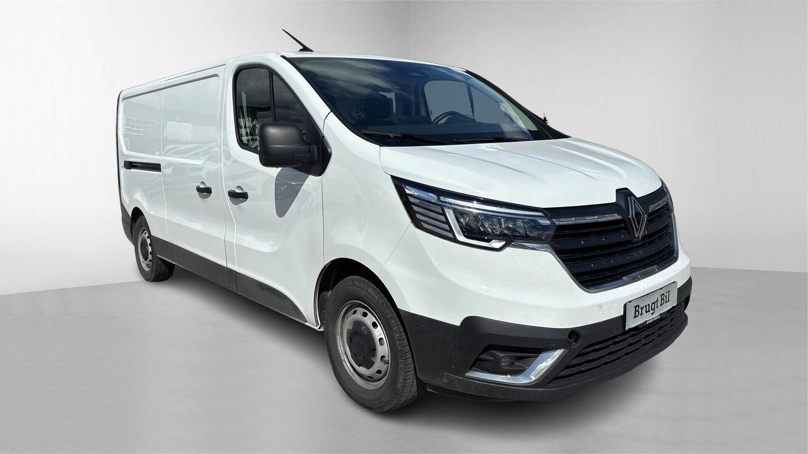 Renault Trafic E-TECH Van, 122hp, 2026