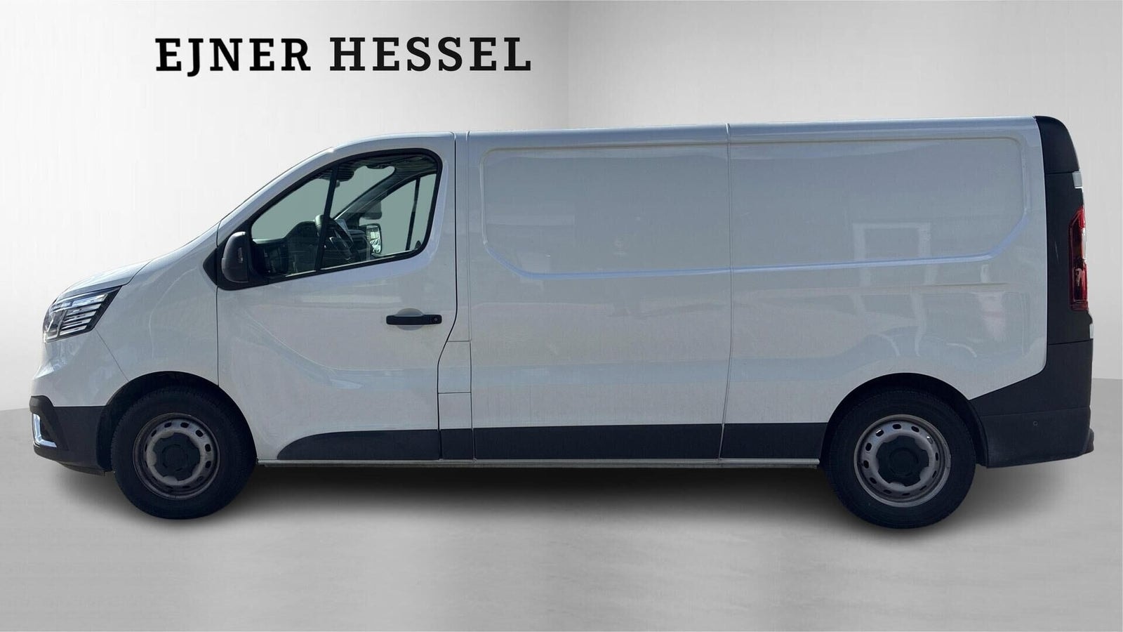 Renault Trafic E-TECH Van, 122hp, 2026