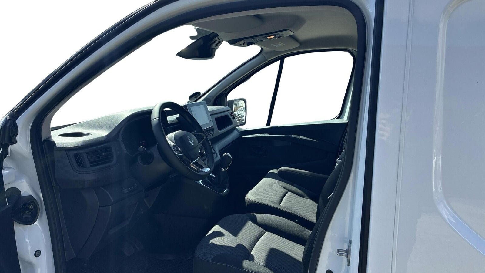 Renault Trafic E-TECH Van, 122hp, 2026