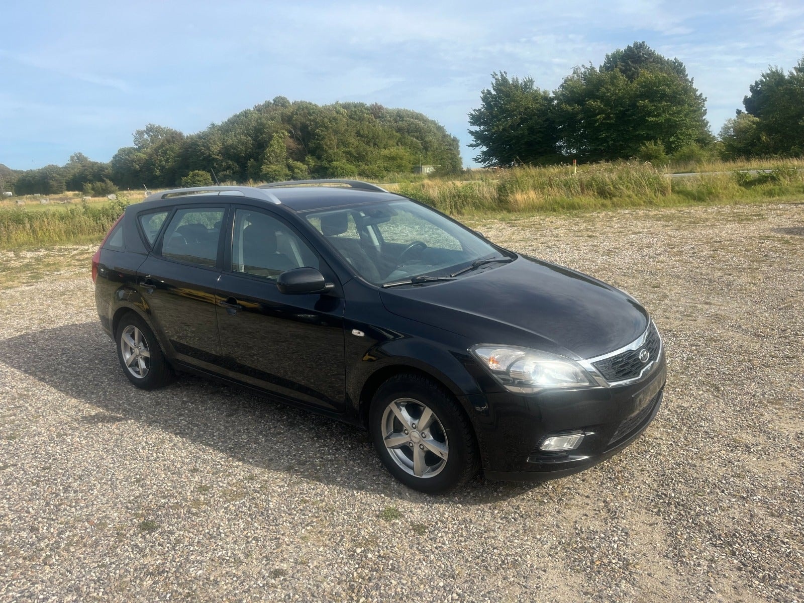 Kia cee'd_sw 1.6 CRDi Manual, 6-trins, 115ps, 2012