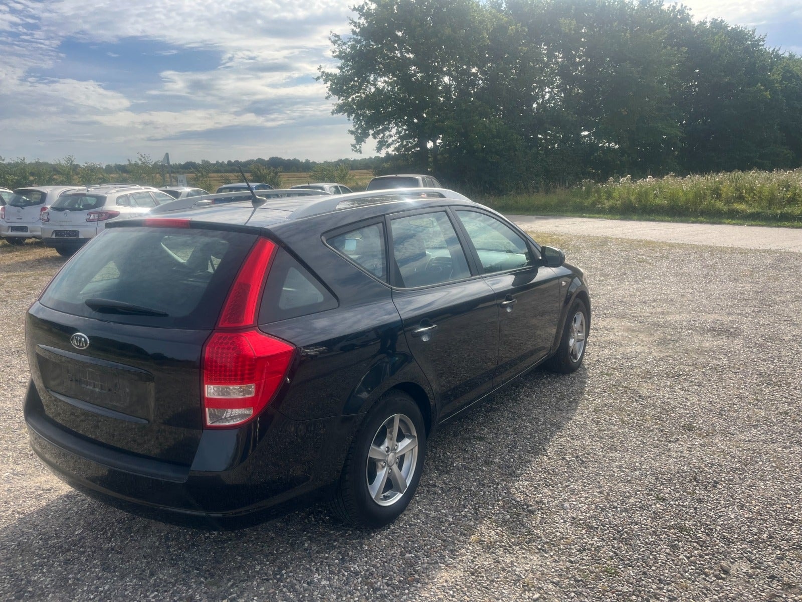 Kia cee'd_sw 1.6 CRDi Manual, 6-trins, 115ps, 2012