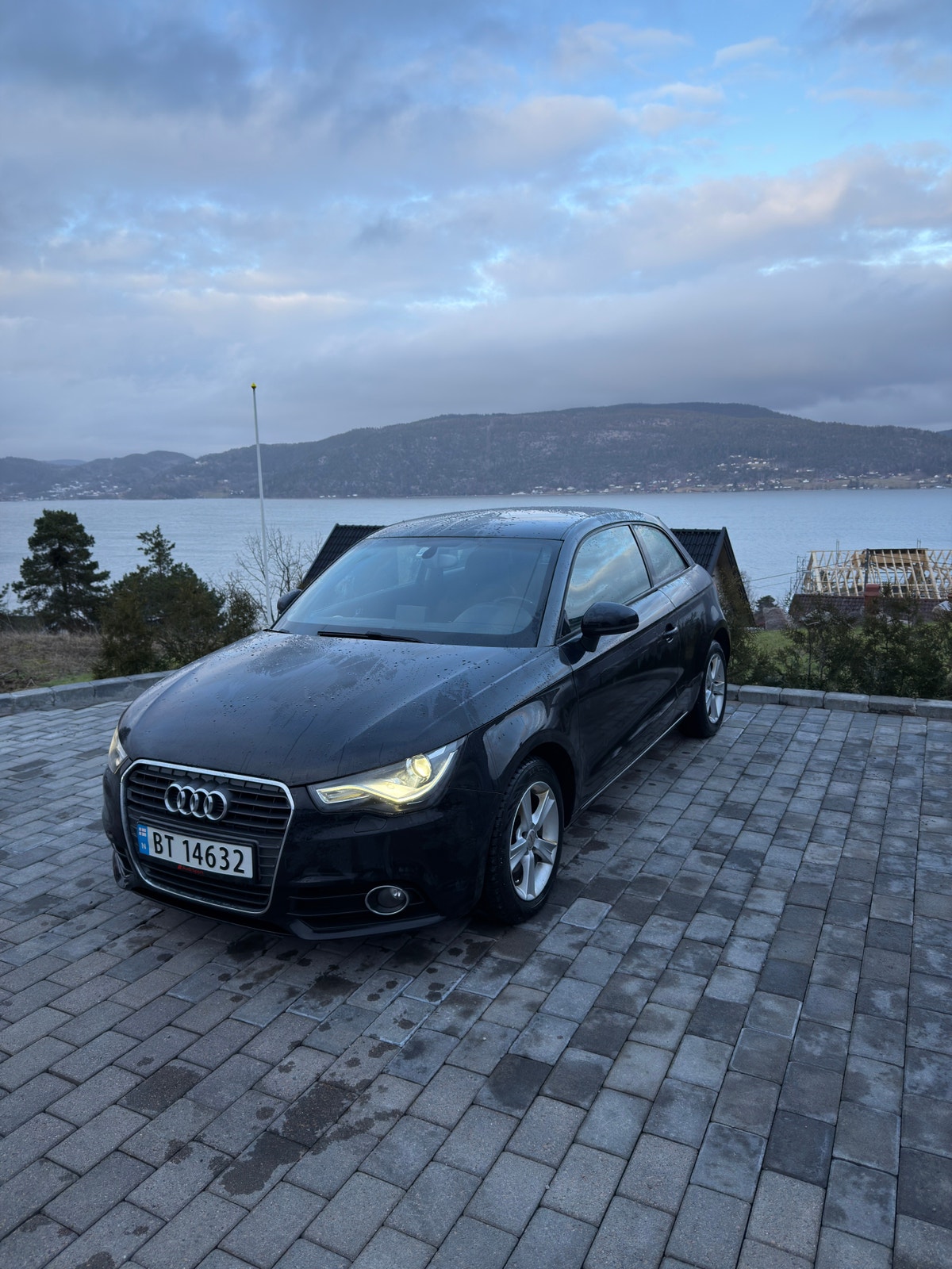 Audi A1 1.6 TDI  Manual, 5-trins, 90ps, 2014
