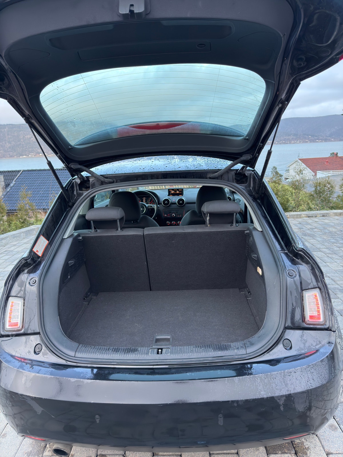 Audi A1 1.6 TDI  Manual, 5-trins, 90ps, 2014