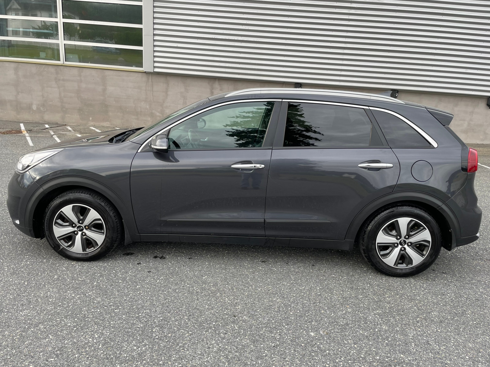 Kia Niro Hybrid DCT, 141hp, 2017
