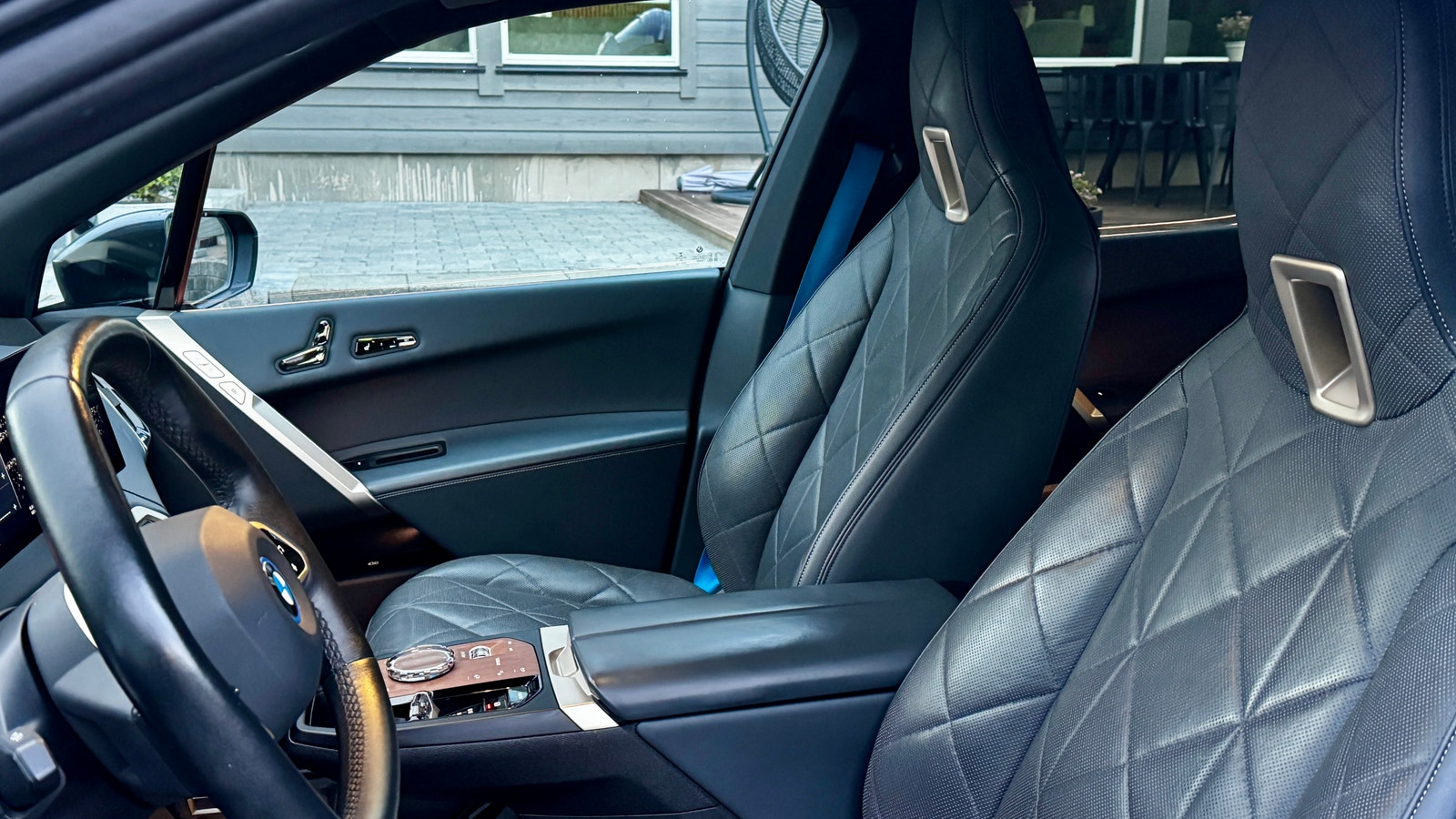 BMW iX xDrive50, 524hk, 2022