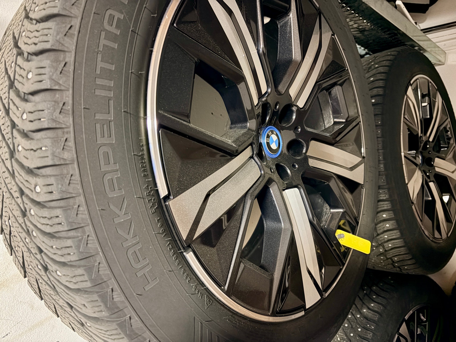 BMW iX xDrive50, 524hk, 2022