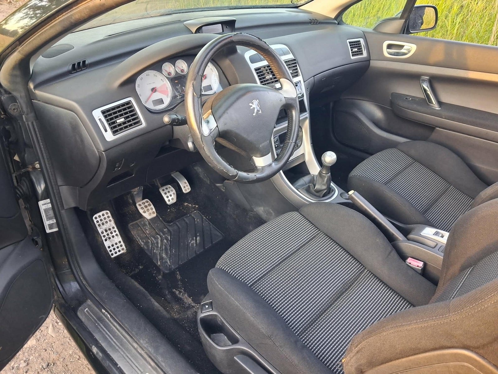 Peugeot 307 CC 2.0 Manual, 5-trins, 136ps, 2005