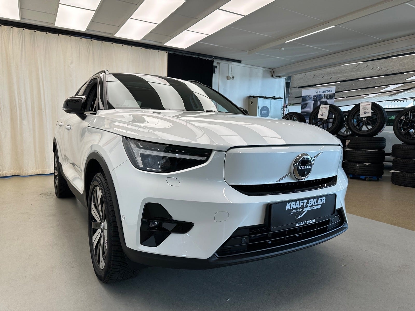 Volvo XC40 Recharge Twin, 408ps, 2023