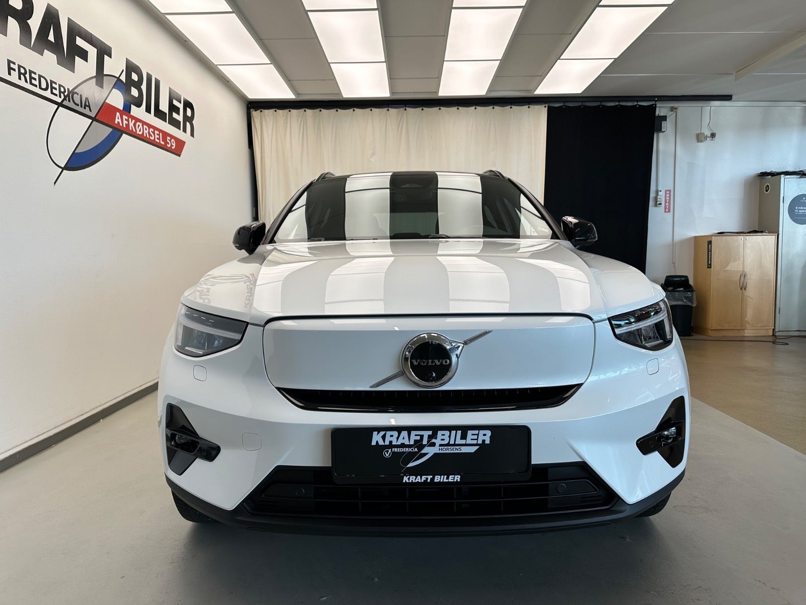 Volvo XC40 Recharge Twin, 408ps, 2023