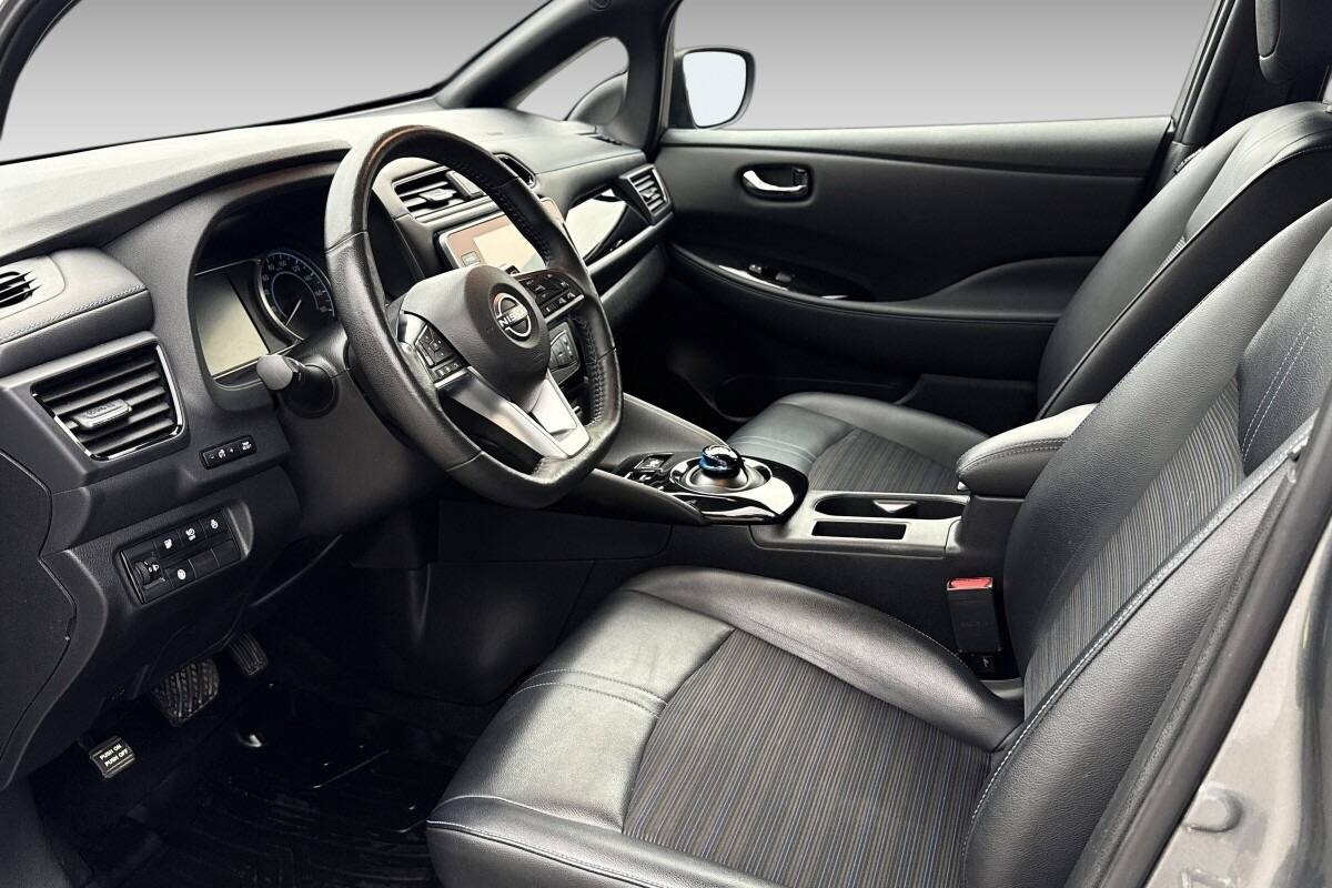Nissan Leaf e+, 217hp, 2022