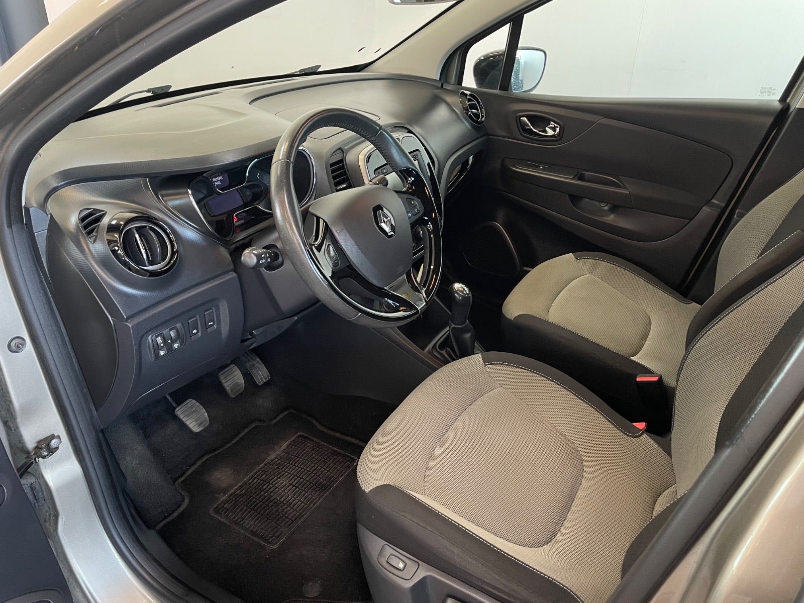 Renault Captur 1.5 dCi Manuell, 90hk, 2016