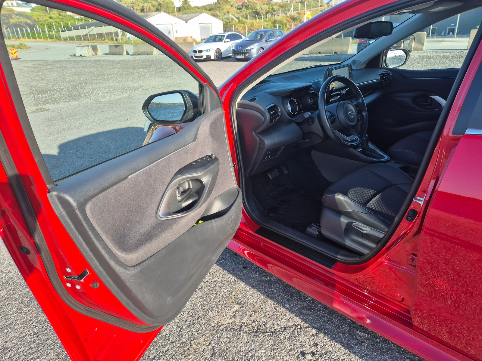 Mazda 2 Hybrid Automatic, 6-trins, 116ps, 2023