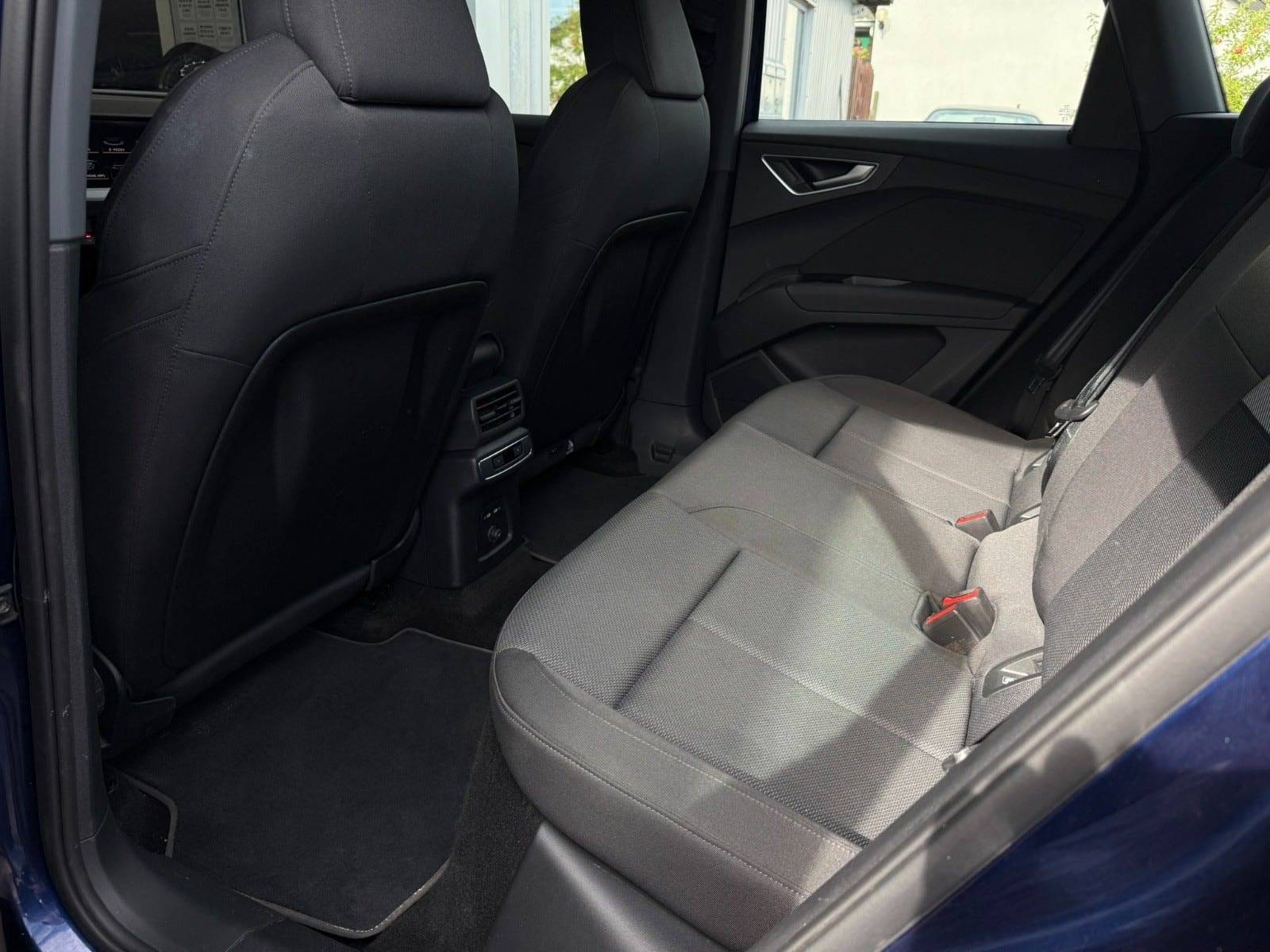 Audi Q4 45 e-tron, 286ps, 2025