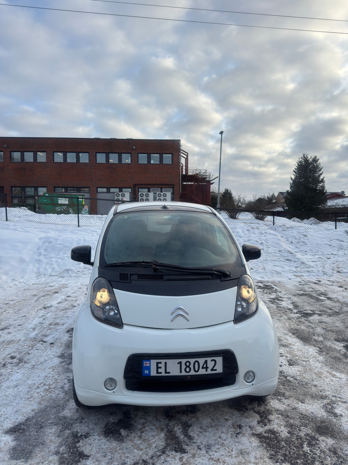 Citroën C-Zero 16 kWh, 67hp, 2012