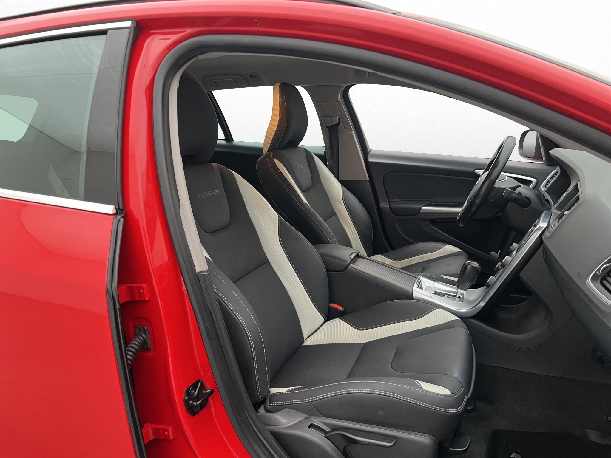 Volvo V60 T5 Powershift, 240hp, 2012