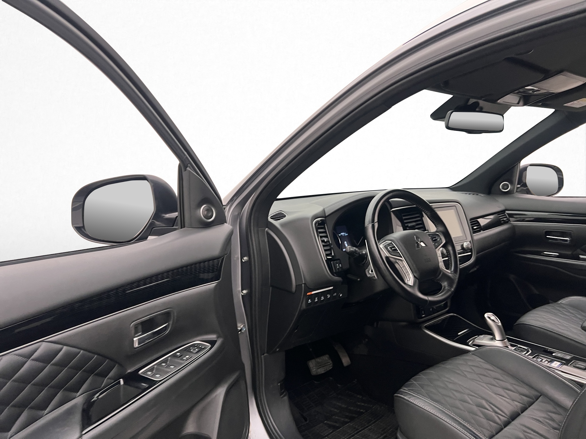 Mitsubishi Outlander PHEV CVT, 224hk, 2020
