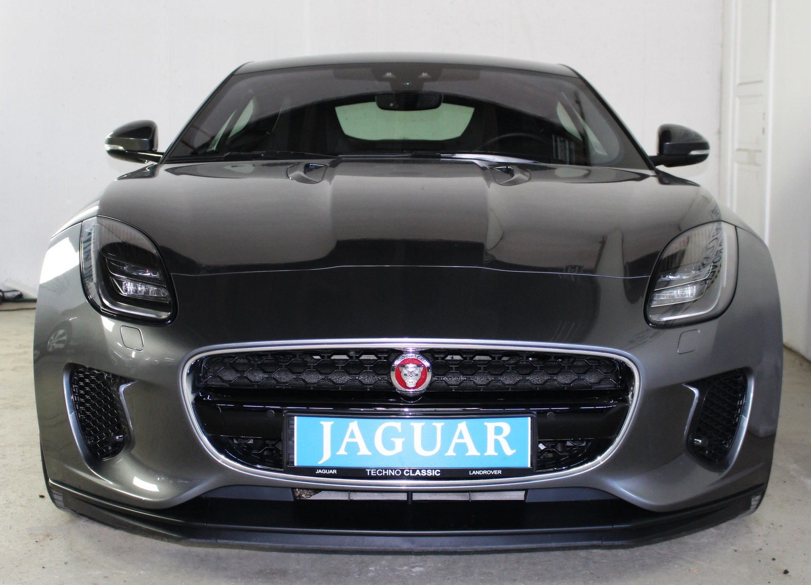 Jaguar F-Type P300 Quickshift, 300hp, 2019