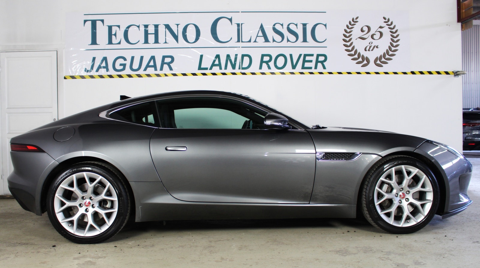 Jaguar F-Type P300 Quickshift, 300hp, 2019