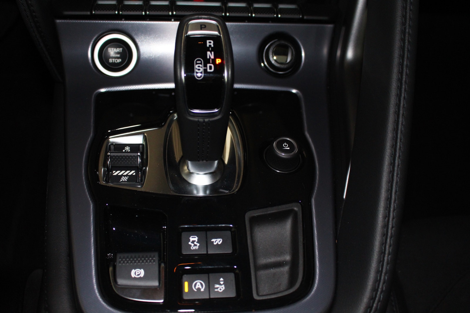 Jaguar F-Type P300 Quickshift, 300hp, 2019
