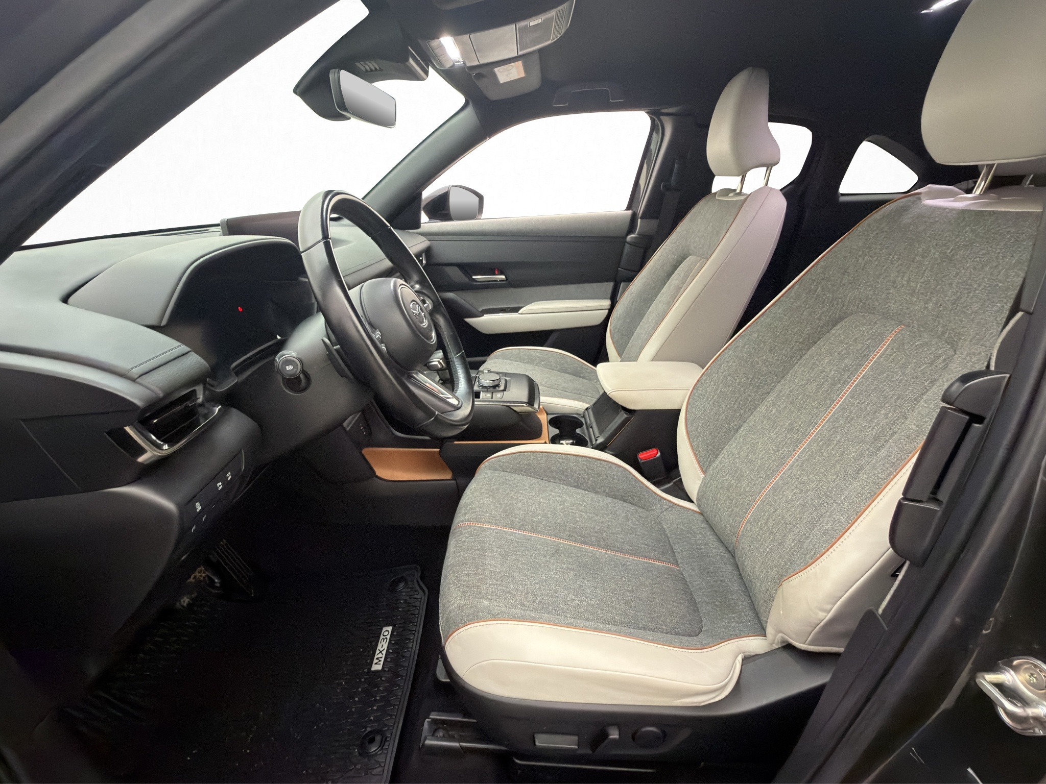 Mazda MX-30 e-Skyactiv EV, 143ps, 2021