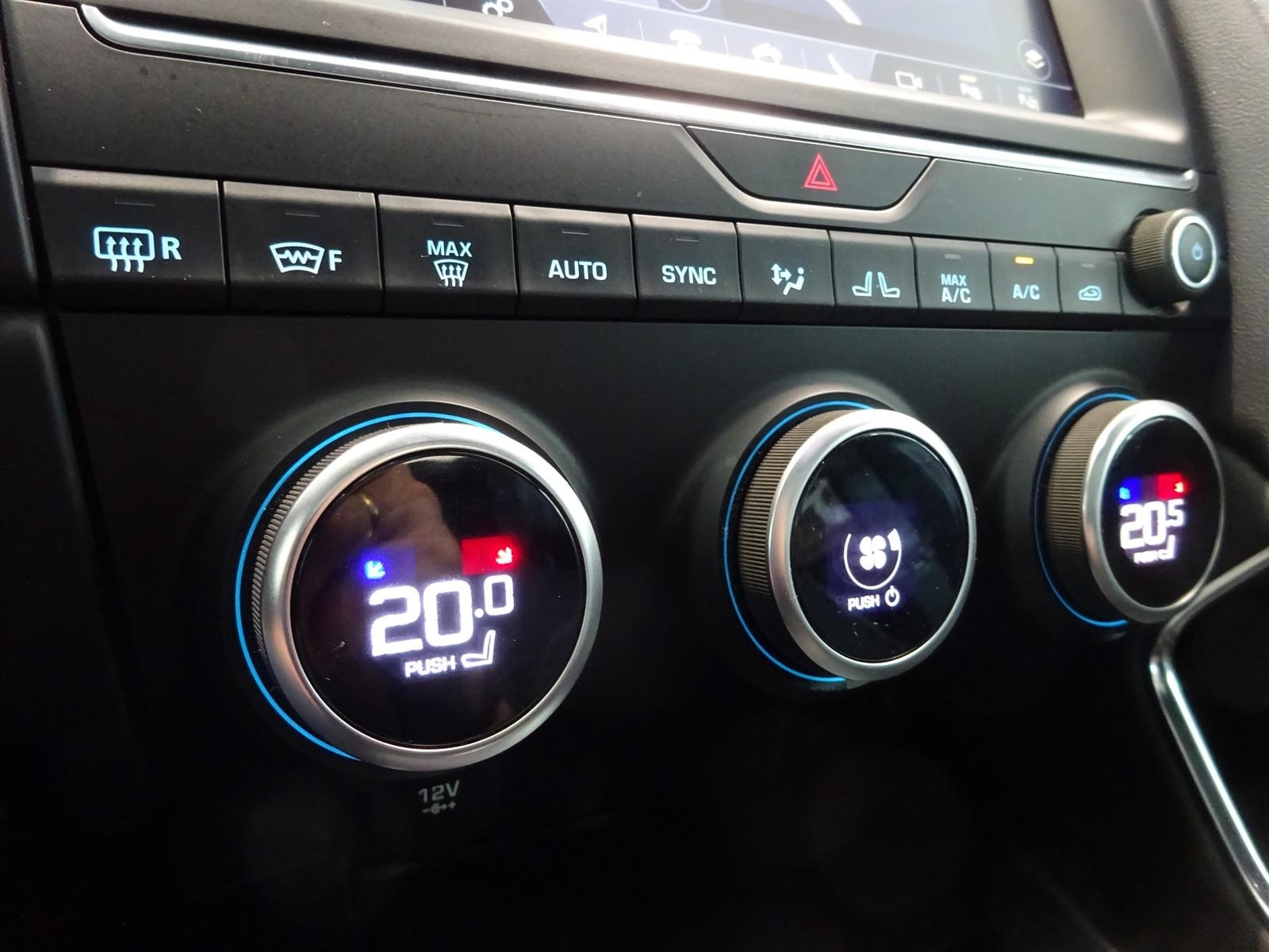 Jaguar E-Pace D150 AWD Automatic, 9-trins, 150ps, 2018
