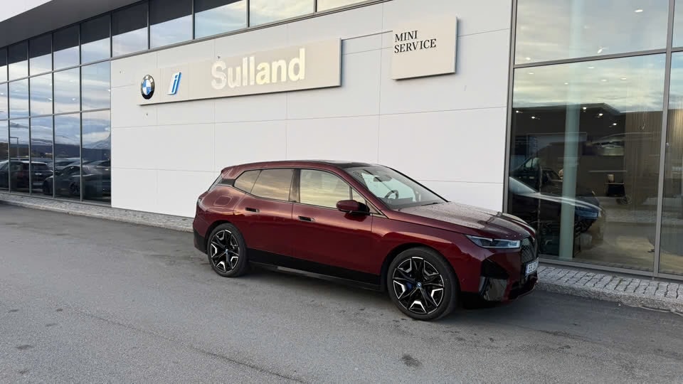 BMW iX xDrive40, 326hp, 2022