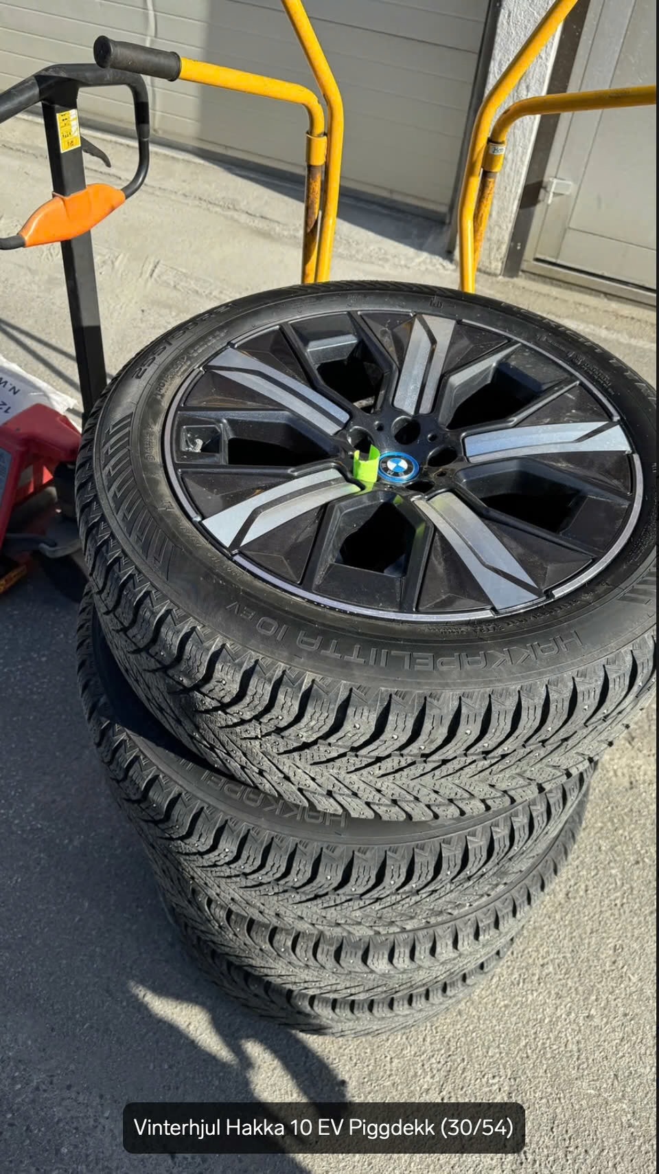 BMW iX xDrive40, 326hp, 2022
