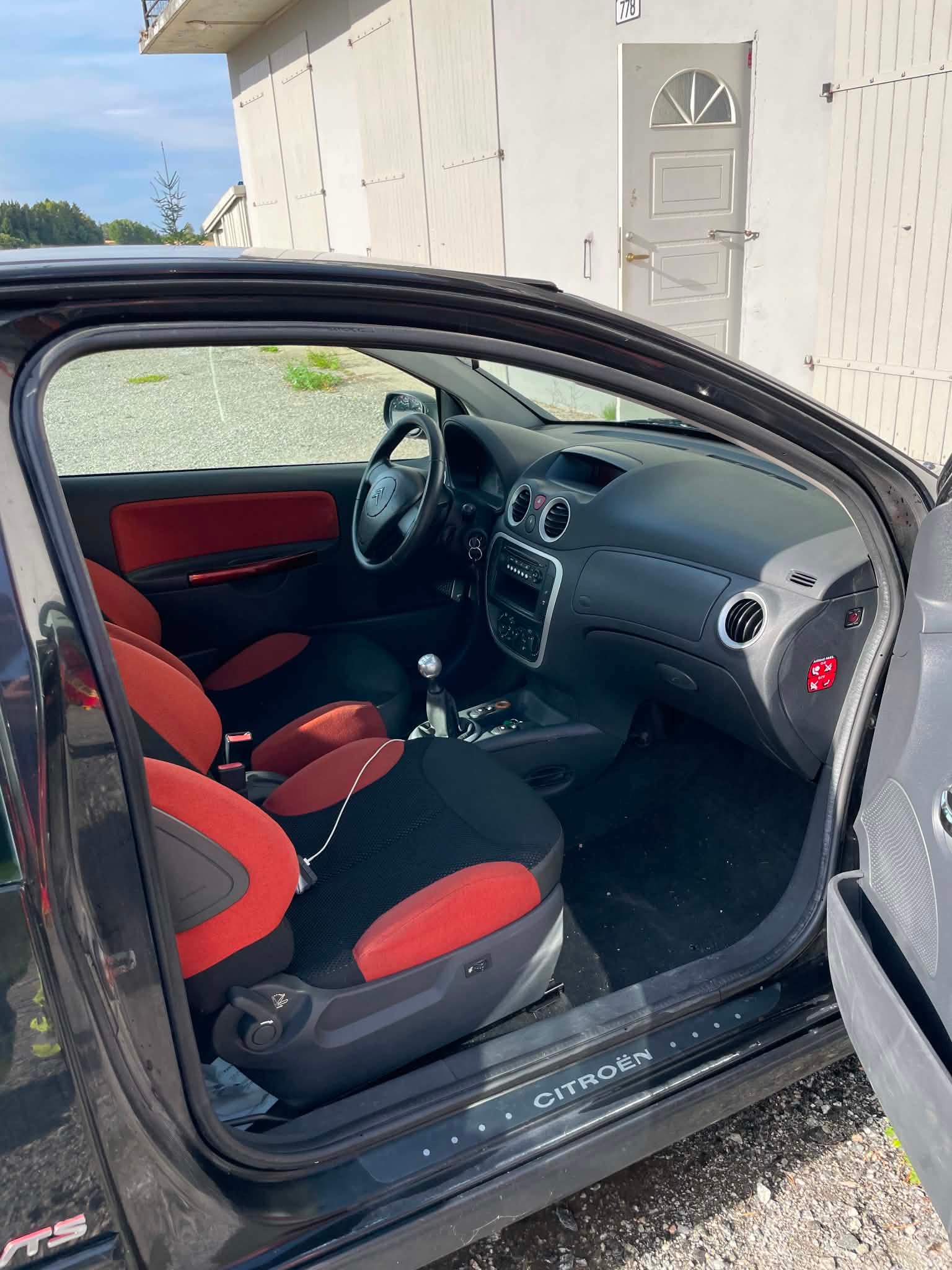 Citroën C2 1.6 VTS Manual, 5-trins, 122ps, 2005
