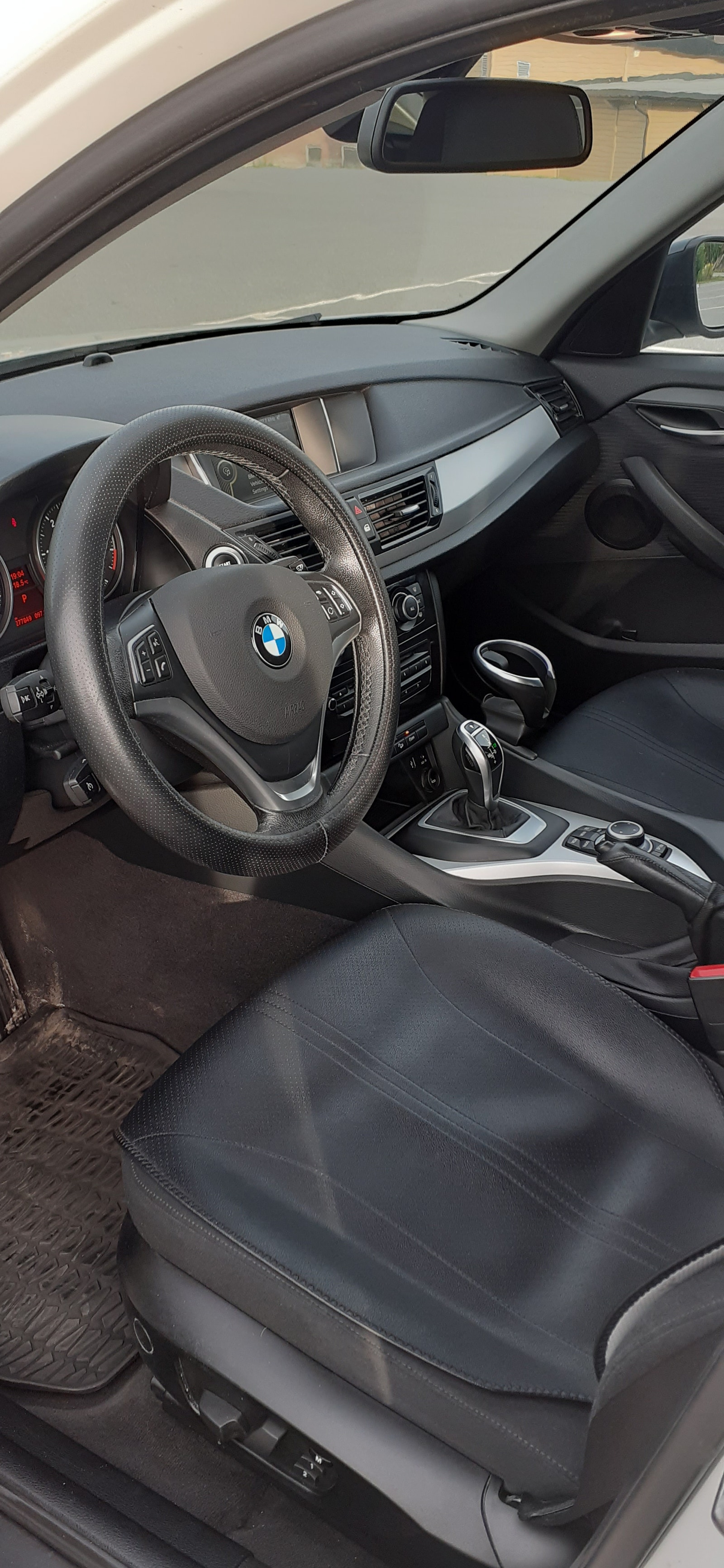 BMW X1 xDrive18d Steptronic, 8-trinn, 143hk, 2013